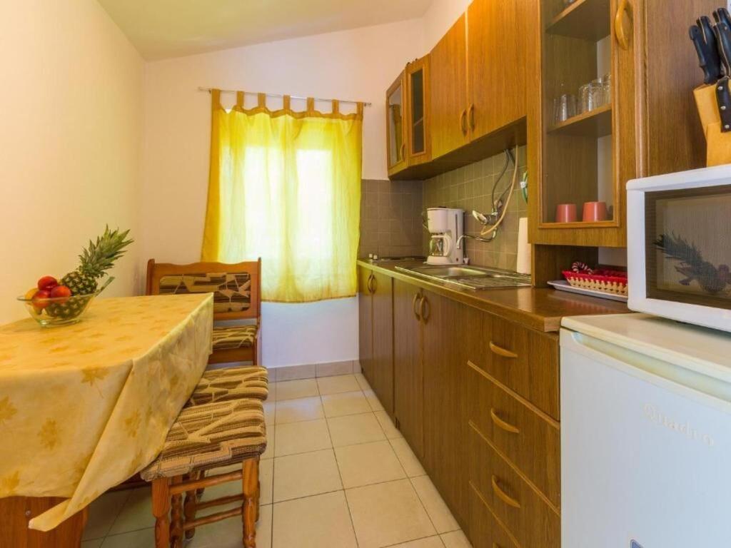 Apartments Adrasteja Dramalj Buitenkant foto