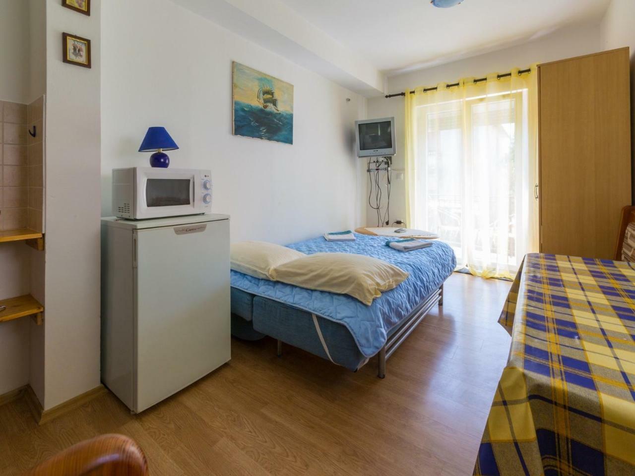 Apartments Adrasteja Dramalj Buitenkant foto